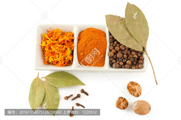 香料.不同干草藥混合