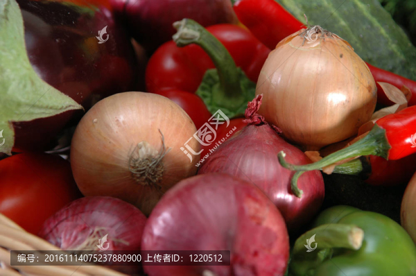 菜籃子里的蔬菜