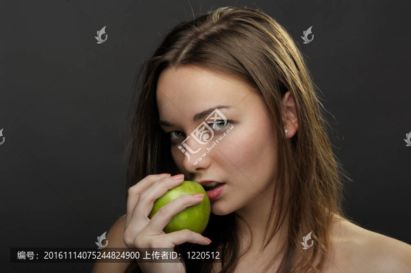 女人與蘋果