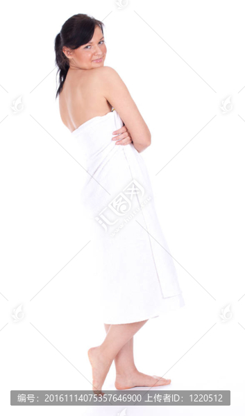 微笑美麗的白衣女子