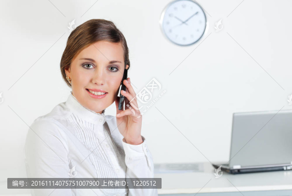 年輕漂亮的女商人