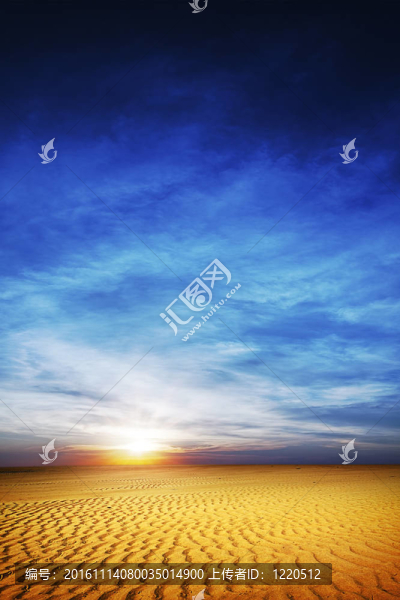 日落時(shí)的沙漠觀