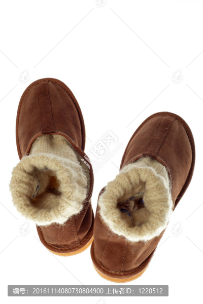 隔離棕色舒適拖鞋