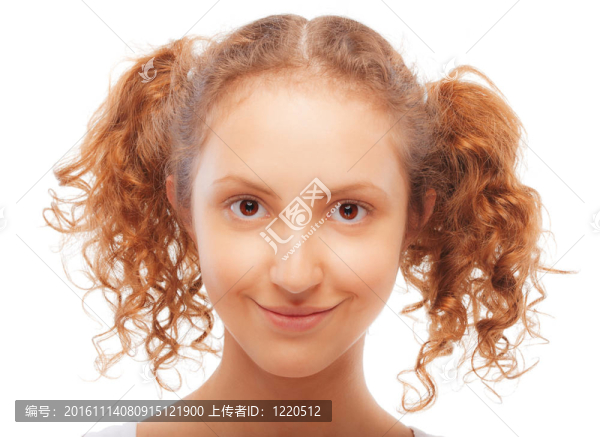 女孩梳著馬尾辮的肖像