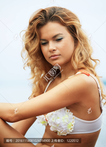 海灘上的女孩