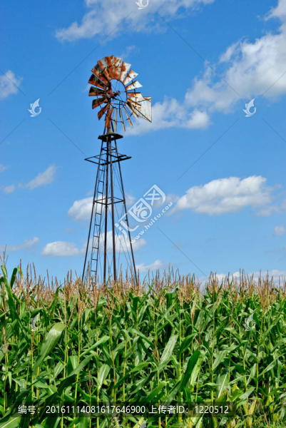 老式的風(fēng)車-匯圖網(wǎng) www.fosd68.com 老式的風(fēng)車