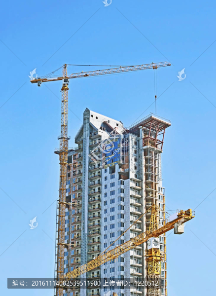 建筑起重機和建筑在藍(lán)天建設(shè)