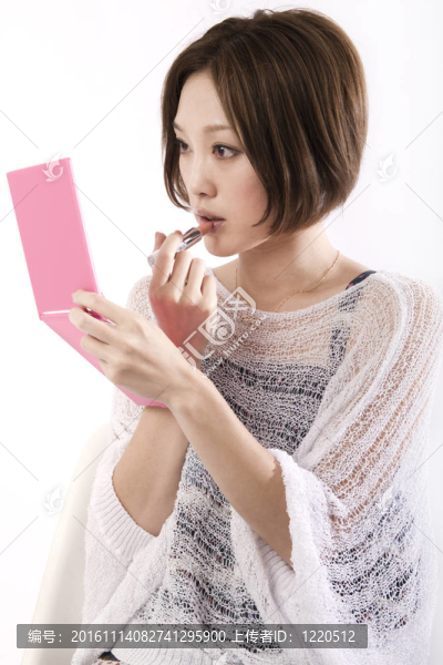 美麗的亞洲女子