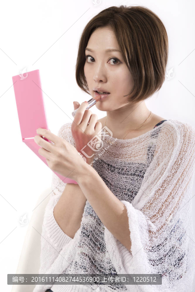 美麗的亞洲女子