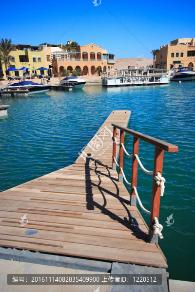 豪華游艇-匯圖網(wǎng) www.fosd68.com 豪華游艇