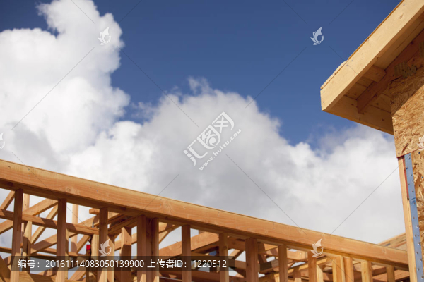 家庭建筑施工現(xiàn)場(chǎng)摘要