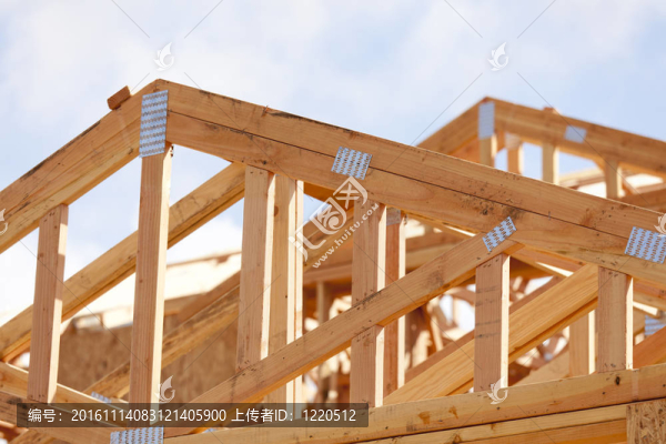 家庭建筑施工現(xiàn)場摘要