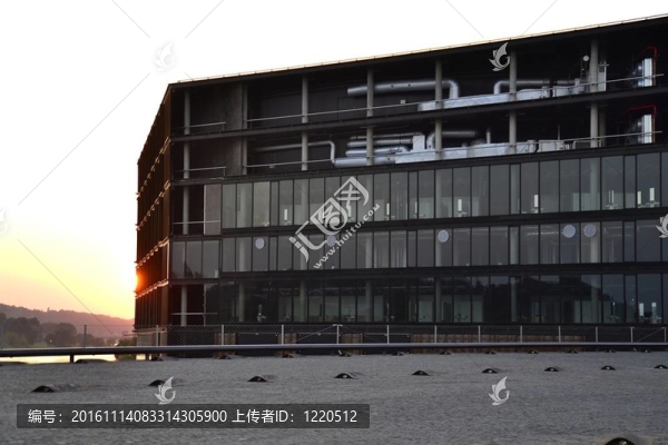 黎明的現(xiàn)代建筑