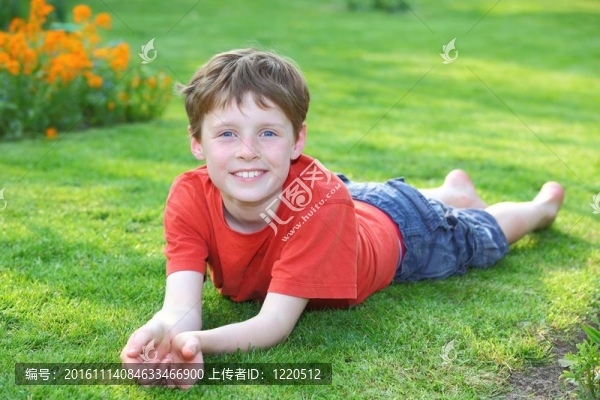 輕松的男孩