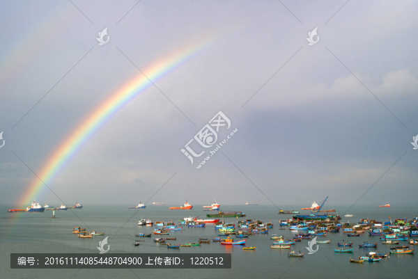 海上彩虹