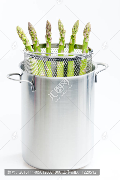 綠色蘆筍罐頭