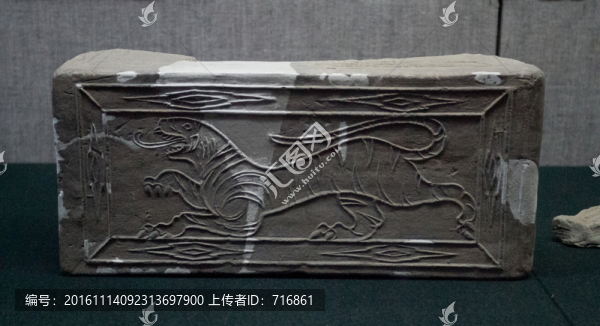 白虎紋空心磚