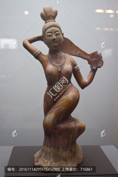 反彈琵琶,唐三彩俑
