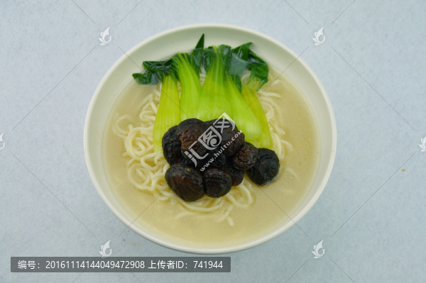 濃湯菇骨面