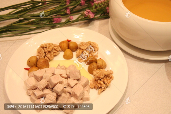 板栗雞湯
