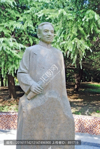 史量才雕像