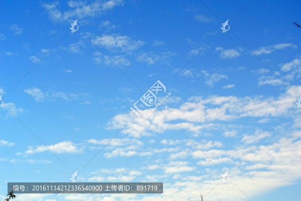 藍(lán)天白云素材