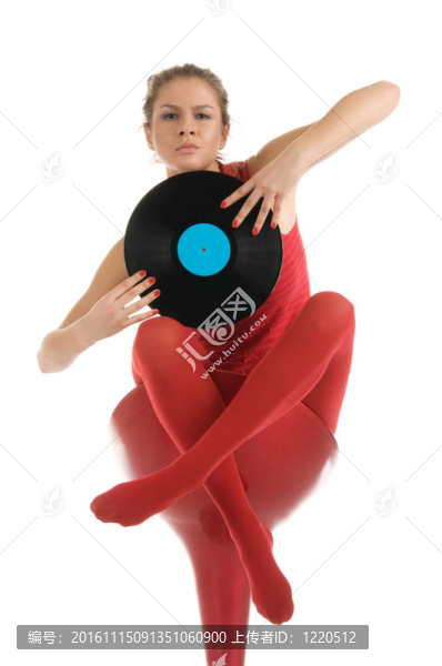 有乙烯基記錄的年輕女人