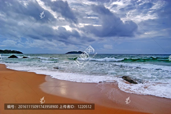 海灘天空背景圖片