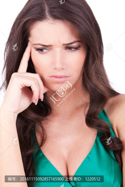 心煩意亂的年輕的休閑女人