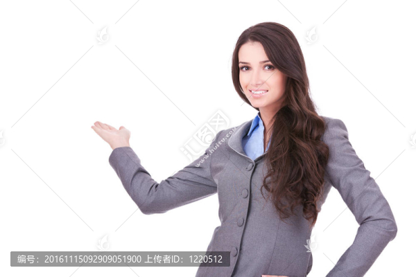 女人用胳膊在一個(gè)歡迎