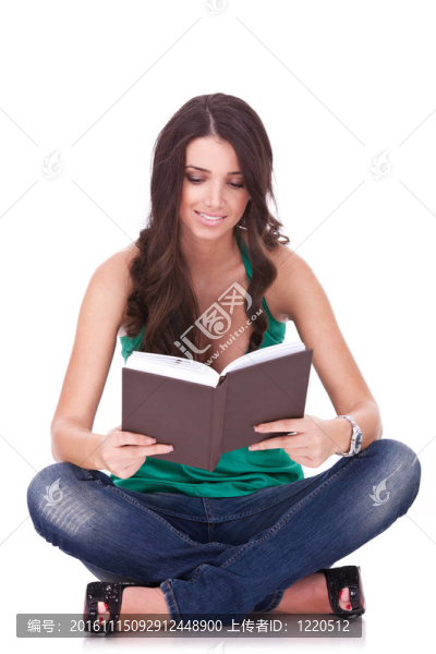 女學(xué)生的學(xué)習(xí)-匯圖網(wǎng) www.fosd68.com 女學(xué)生的學(xué)習(xí)