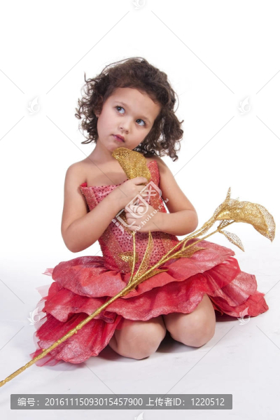穿著紅裙子的漂亮女孩