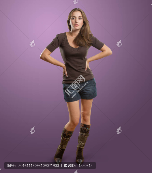 女人看相機