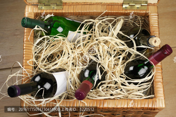帶酒的野餐籃
