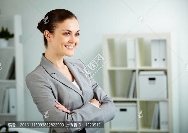 女性在辦公室