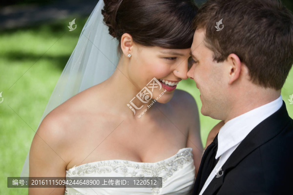 新婚夫婦
