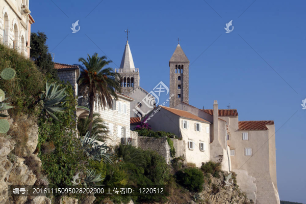 海邊山上的教堂-匯圖網(wǎng) www.fosd68.com 海邊山上的教堂