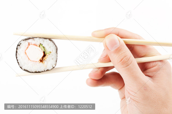 粟實(shí)在一只手