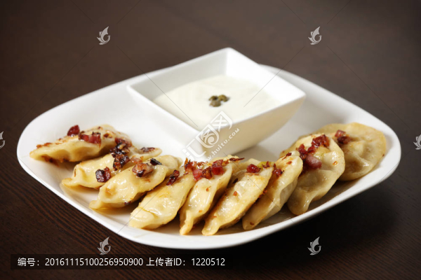俄羅斯餃子