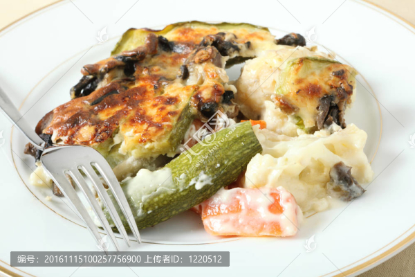 在蔬菜調(diào)味飯