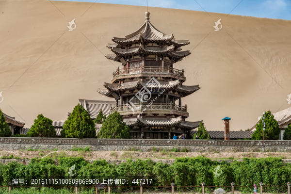 敦煌月牙泉古建筑