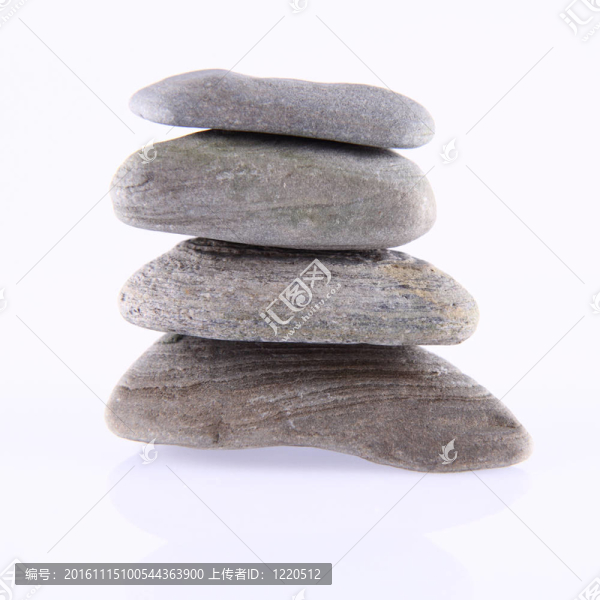 堆石