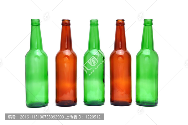 色的啤酒瓶