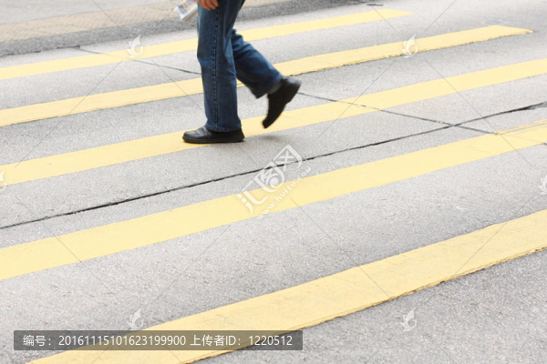 十字路口-匯圖網(wǎng) www.fosd68.com 十字路口