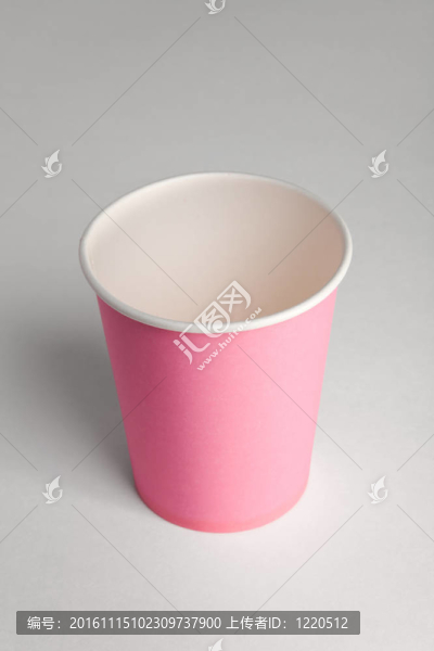 一次性杯子