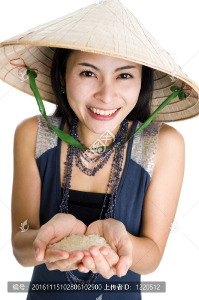 女人手里有米