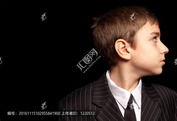 小男孩的肖像