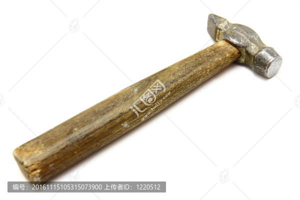 白色背景上的金屬錘