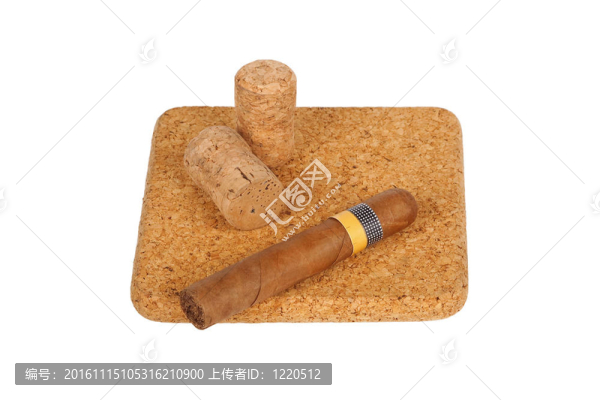 雪茄和葡萄酒瓶塞