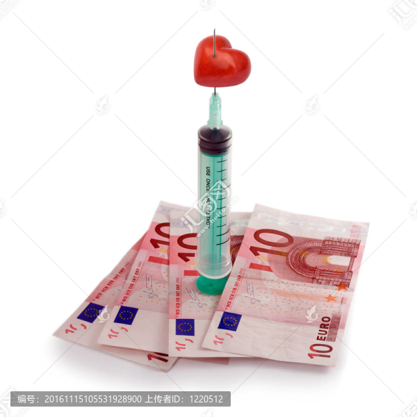 有心臟的針和注射器